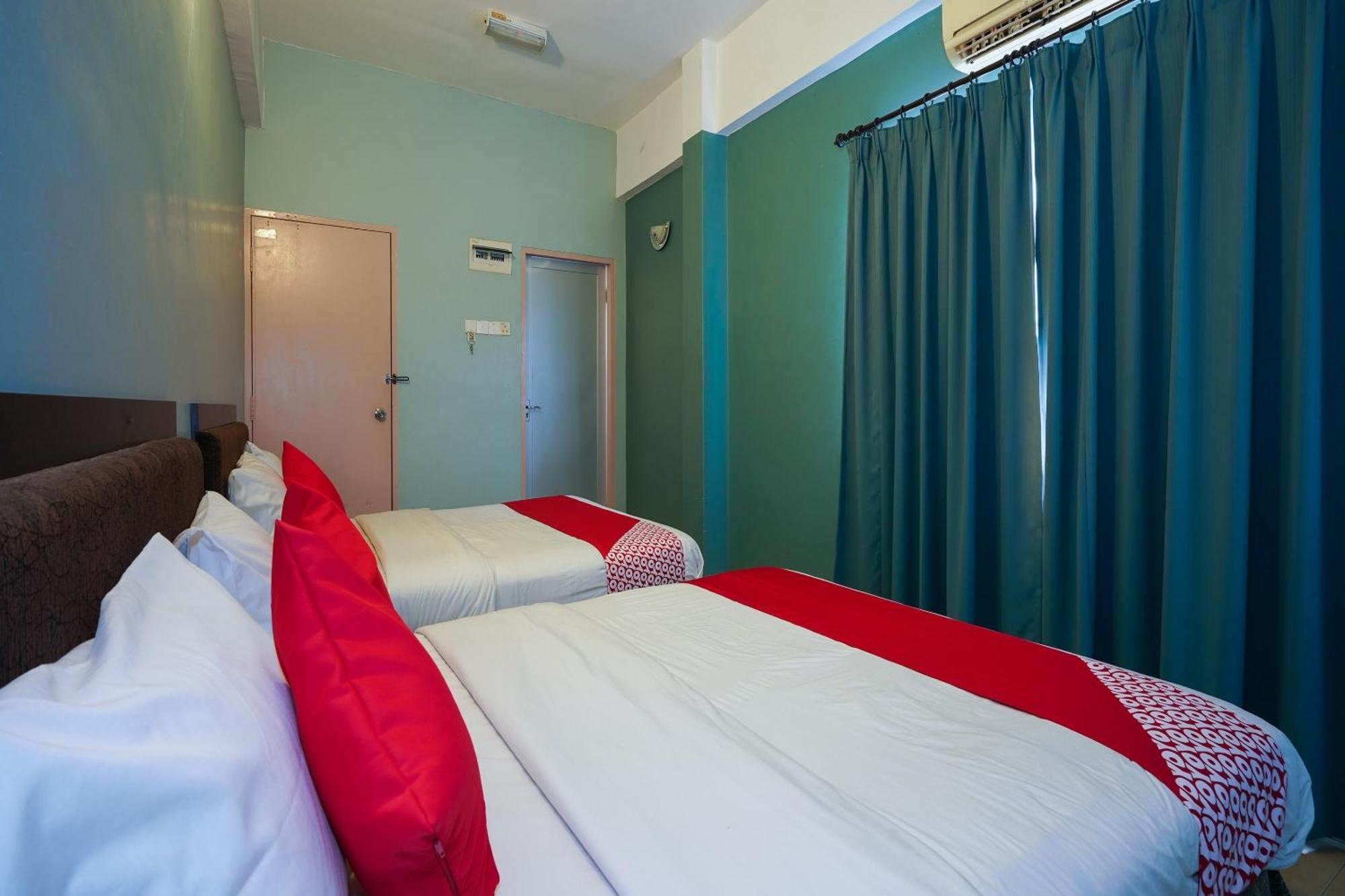 Hotel O Hotel Orchard Inn Lumut Εξωτερικό φωτογραφία